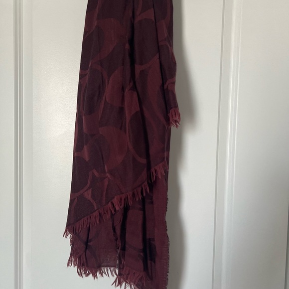 Coach Jacquard Maroon Signature Oversize Scarf Silk Wool - Picture 5 of 11